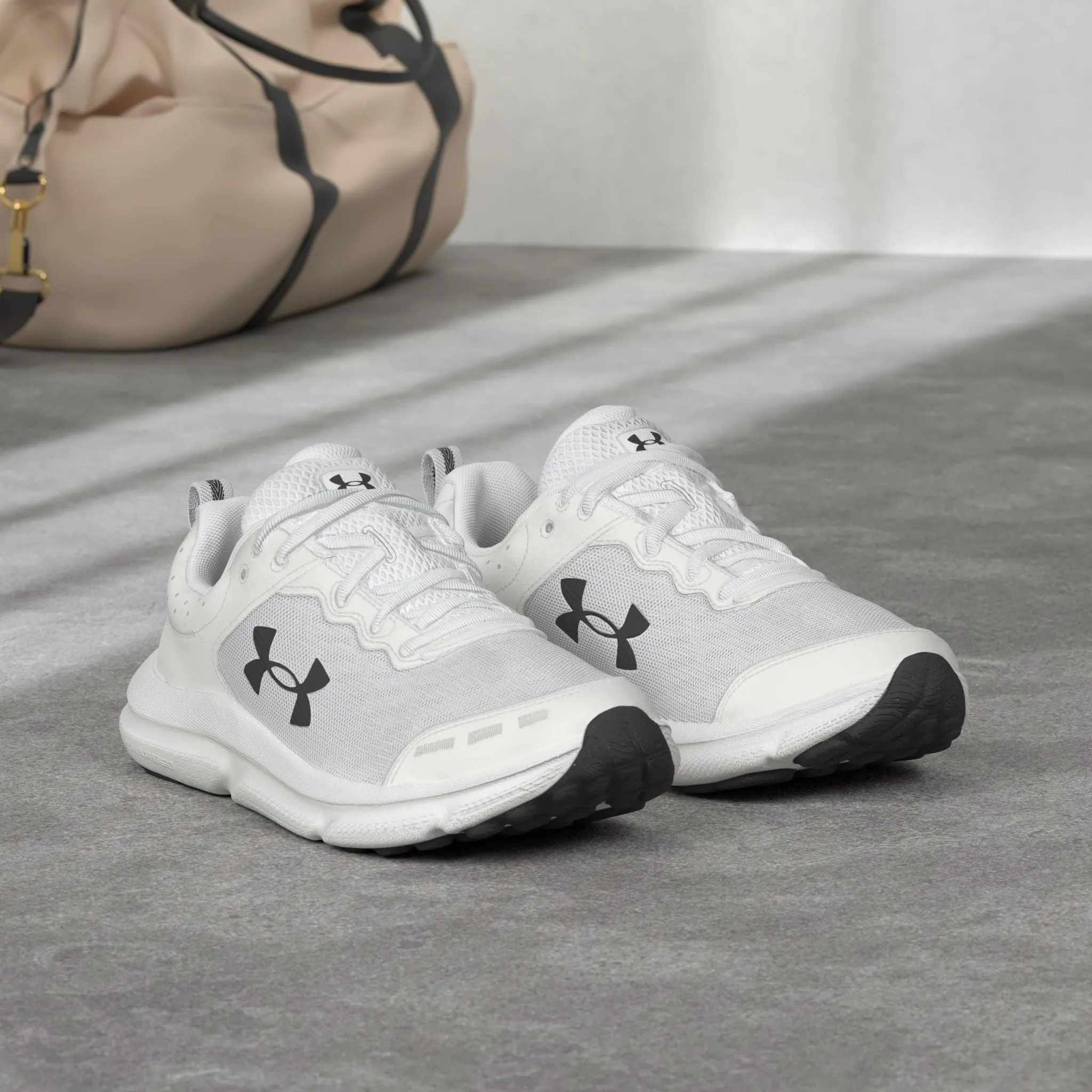 Under Armour Women's Charged Assert 10 Footwear