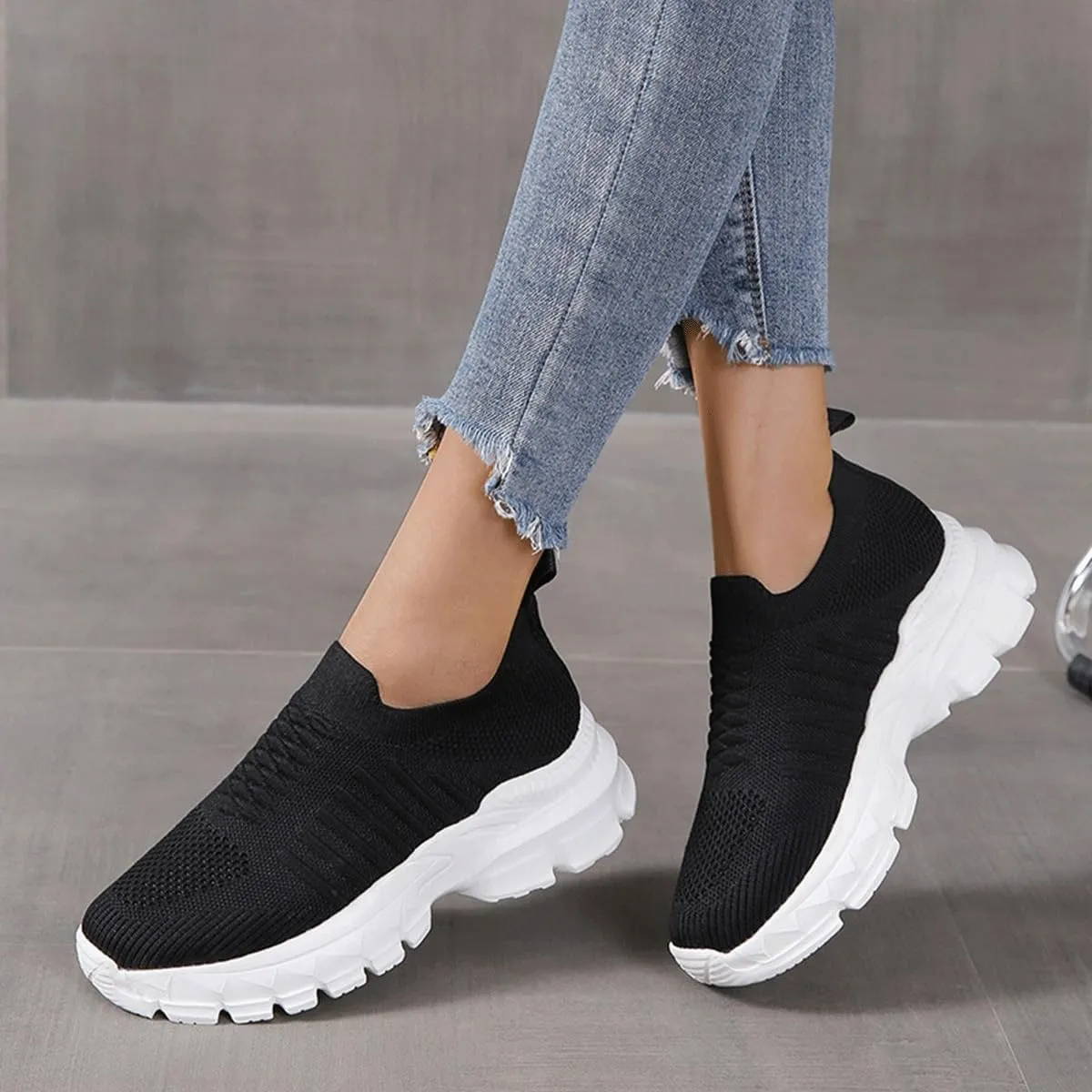 Women's Sneakers Knitted Mesh Breathable Walking Shoes Slip On Running Shoes Non-Slip Sneakers Athletic Fashion Tennis Sneakers Mesh Workout Outdoor Leisure Sports Shoes